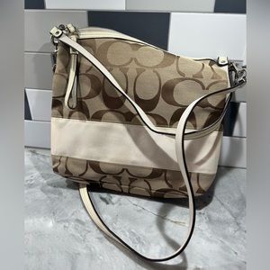 Authenticated Coach crossbody bag!